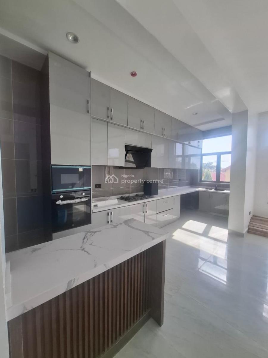 2 Bedroom Flat, Lekki Phase 1, Lekki, Lagos, House for Sale