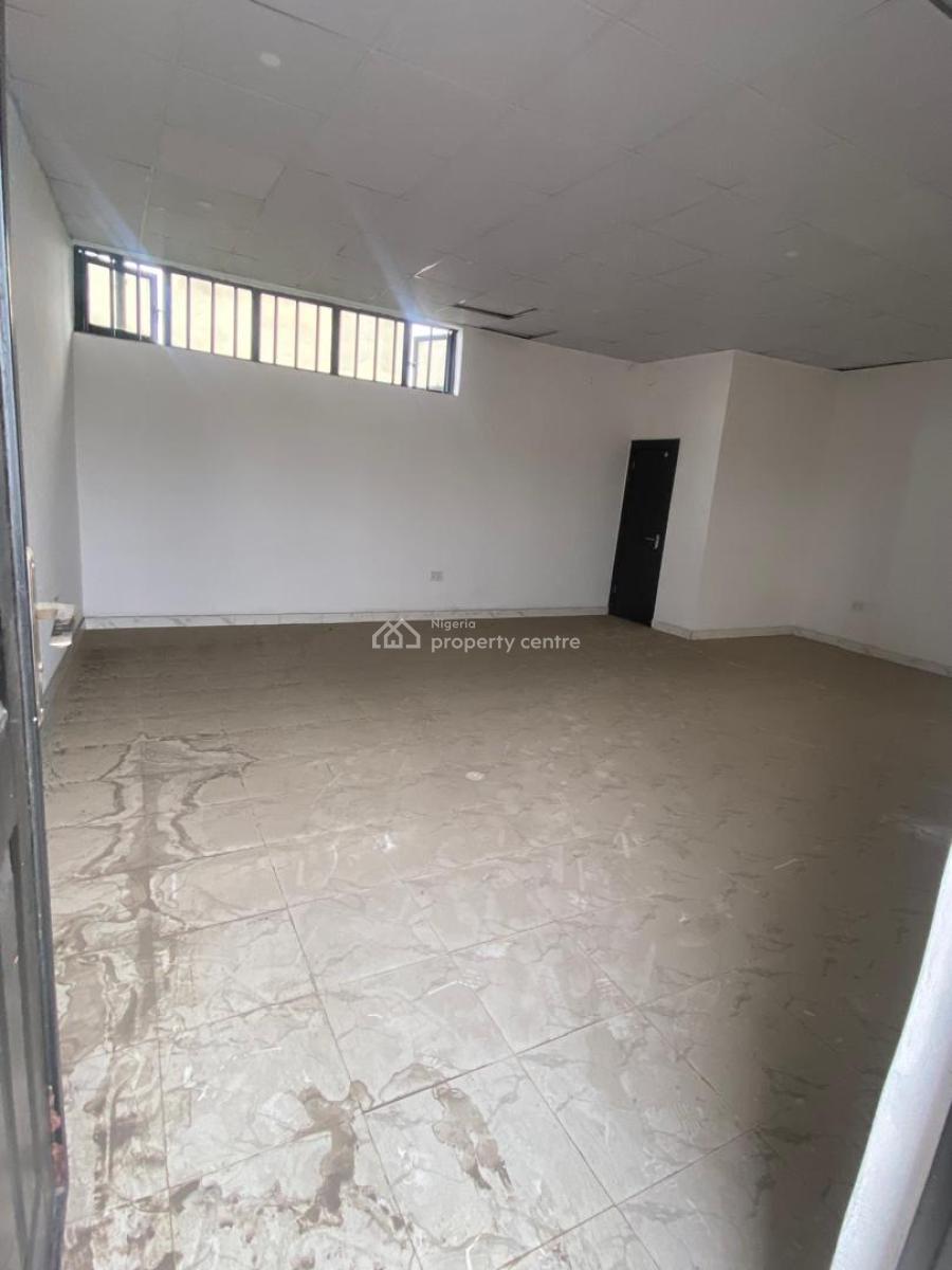 Office Space, Agege Motor Road By Alakara Police Station, Mushin, Lagos, Office Space for Rent