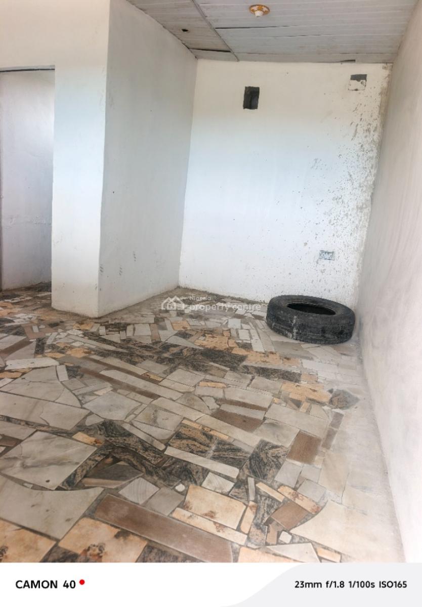 Spacious Shop in an Estate, Badore, Ajah, Lagos, Shop for Rent