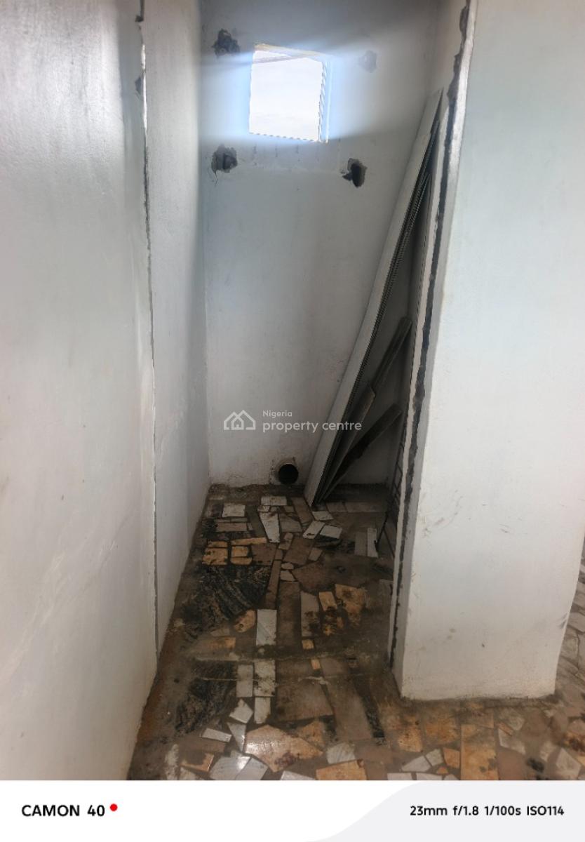 Spacious Shop in an Estate, Badore, Ajah, Lagos, Shop for Rent