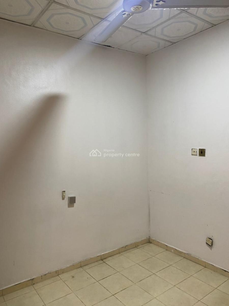 Spacious Room Shared Only Kitchen, Off Admiralty Road, Lekki Phase 1, Lekki, Lagos, Self Contain (single Rooms) for Rent