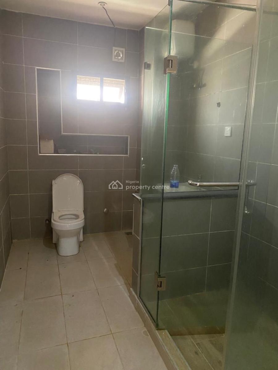 Spacious 2 Bedroom Maisonette, Freedom Way, Lekki Phase 1, Lekki, Lagos, House for Rent