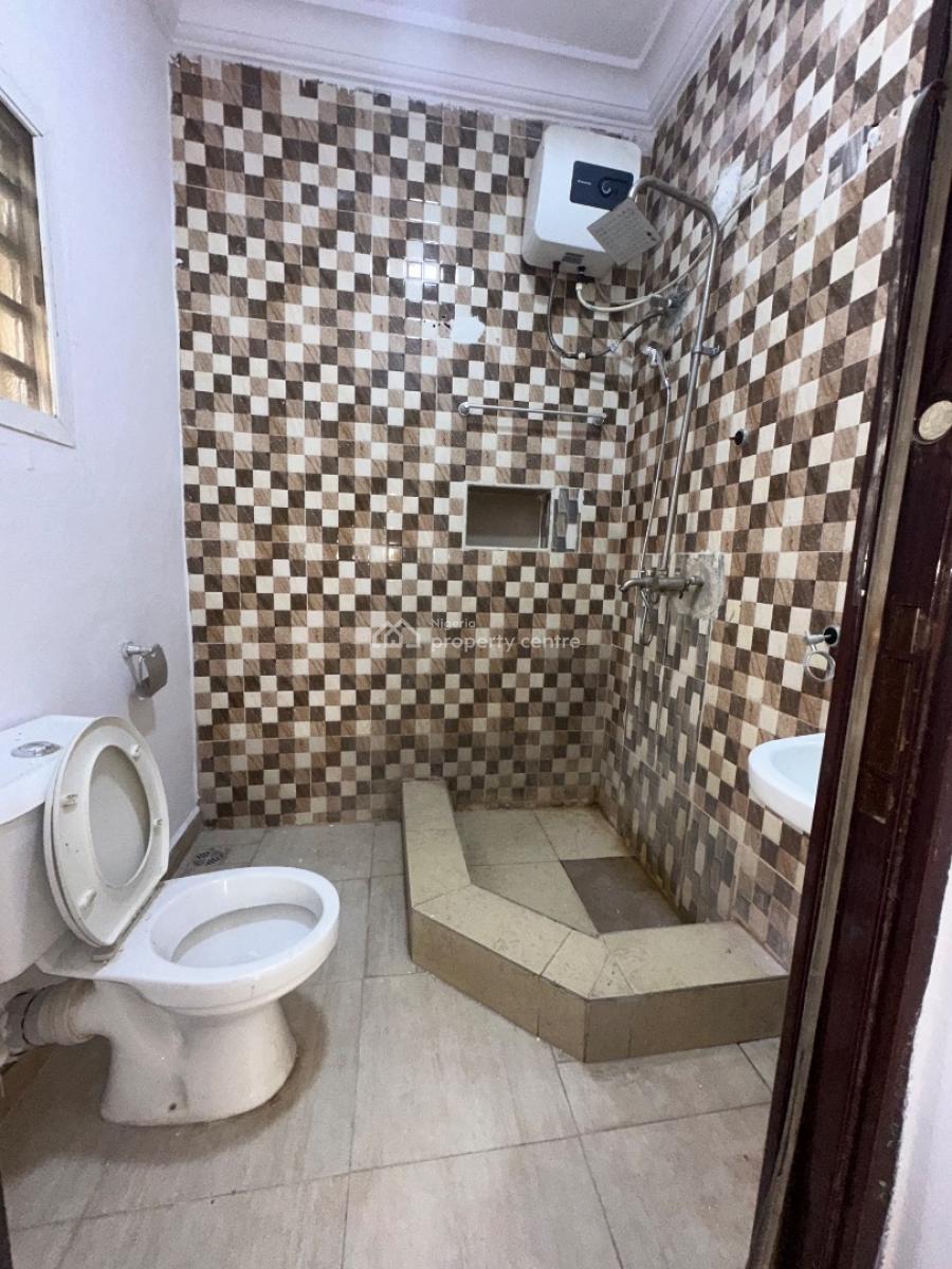 Specious 3 Bedroom Apartment, Spg, Ologolo, Lekki, Lagos, Flat / Apartment for Rent