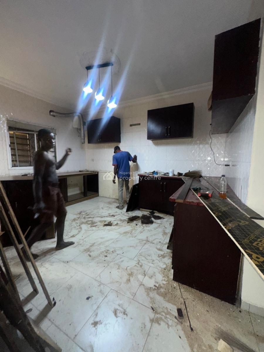 Specious 3 Bedroom Apartment, Spg, Ologolo, Lekki, Lagos, Flat / Apartment for Rent