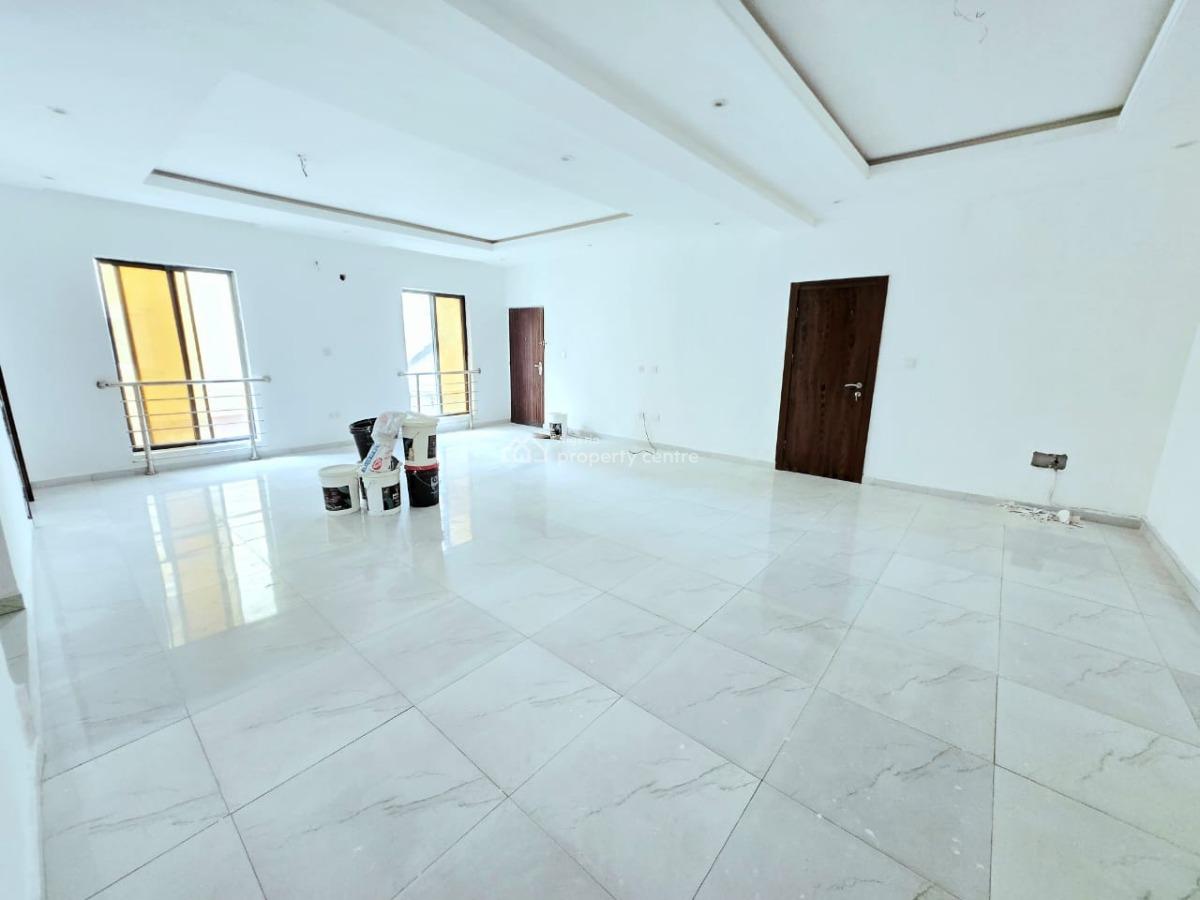 Luxury and Well Maintained 3 Bedroom Maisonette, Lekki Phase 1, Lekki, Lagos, Terraced Duplex for Sale