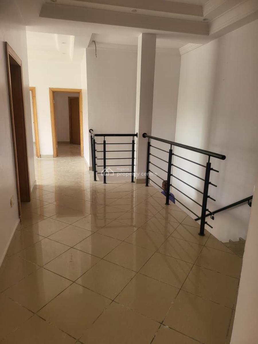 4-bedroom Duplex with 2-room Bq & an Home Office, Lekki Phase 1, Lekki, Lagos, Flat / Apartment for Rent