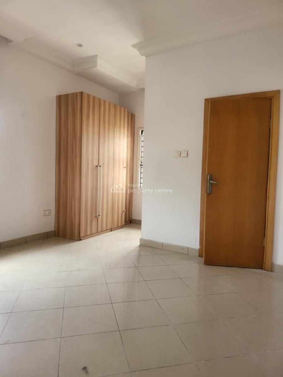 4-bedroom Duplex with 2-room Bq & an Home Office, Lekki Phase 1, Lekki, Lagos, Flat / Apartment for Rent