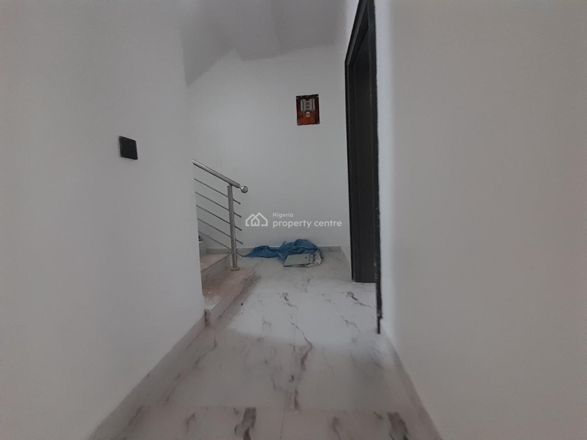 Majestic 4-bedroom Semi-detached Duplex with Bq & Swimming Pool, Asokoro District, Abuja, Semi-detached Duplex for Rent