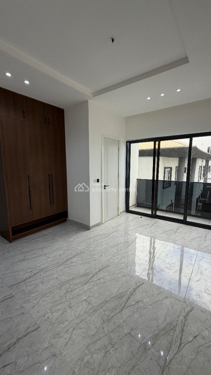 Luxury 3 Bedroom Maisonette with Bq & Swimming Pool, Lekki Phase 1, Lekki, Lagos, Terraced Duplex for Sale