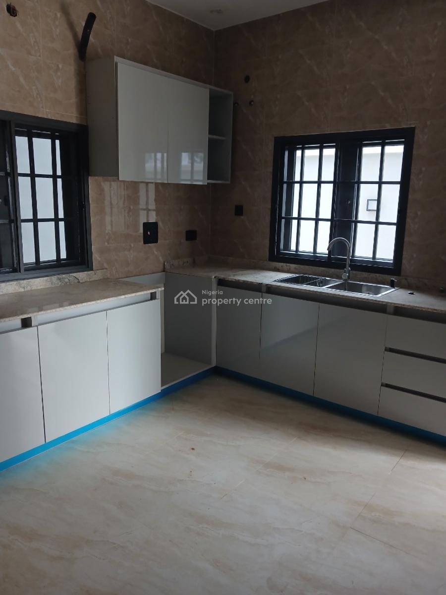 Brand New Spacious 4-bedroom Terrace Duplex + 1 Bq, Mabushi, Abuja, Terraced Duplex for Rent