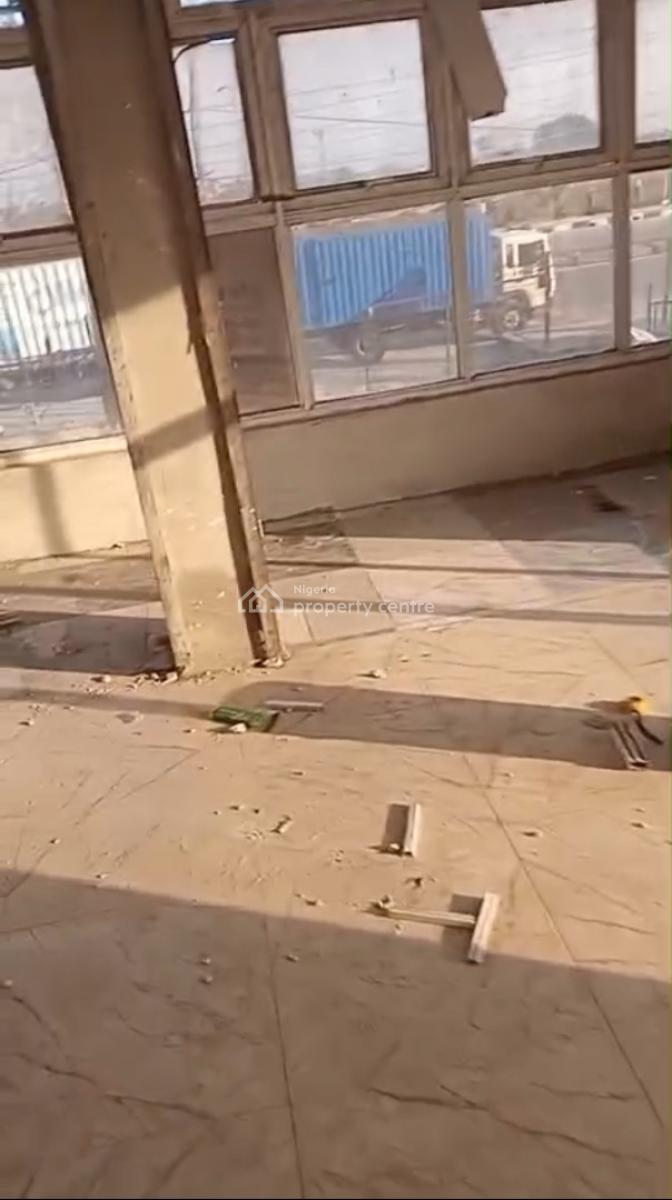 Spacious Shop Upstairs Suitable for  a Lounge and Restaurant, Eko Akete, Abijo, Lekki, Lagos, Restaurant / Bar for Rent