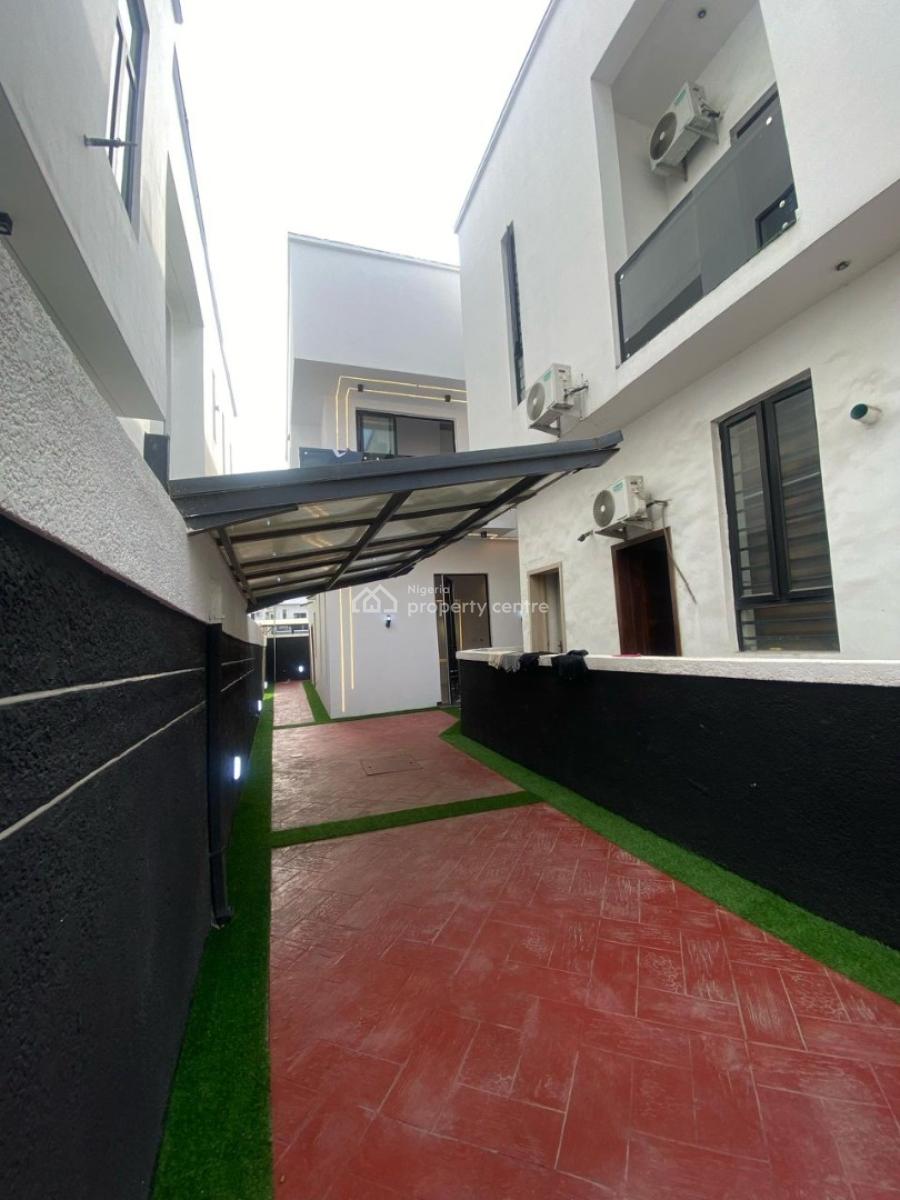 Lovely 4 Bdroom Semi-detached Dplex with Bq & Solar in a Secure Estate, Lekki, Lagos, Semi-detached Duplex for Sale