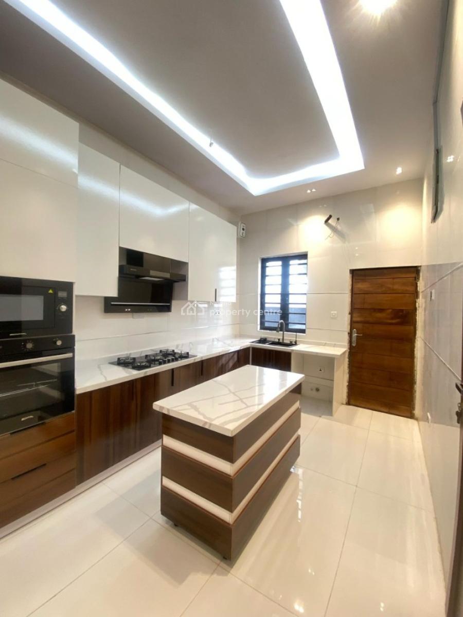 Lovely 4 Bdroom Semi-detached Dplex with Bq & Solar in a Secure Estate, Lekki, Lagos, Semi-detached Duplex for Sale