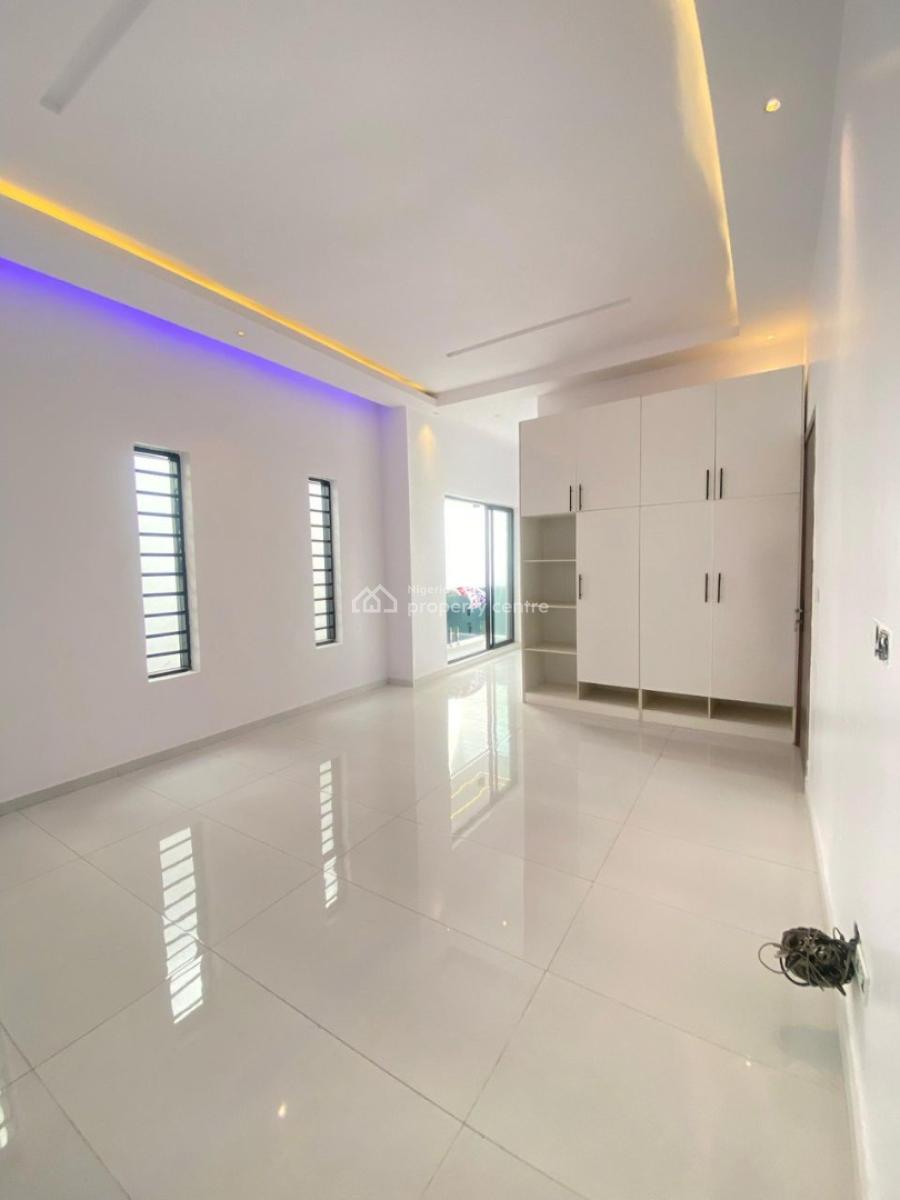 Lovely 4 Bdroom Semi-detached Dplex with Bq & Solar in a Secure Estate, Lekki, Lagos, Semi-detached Duplex for Sale