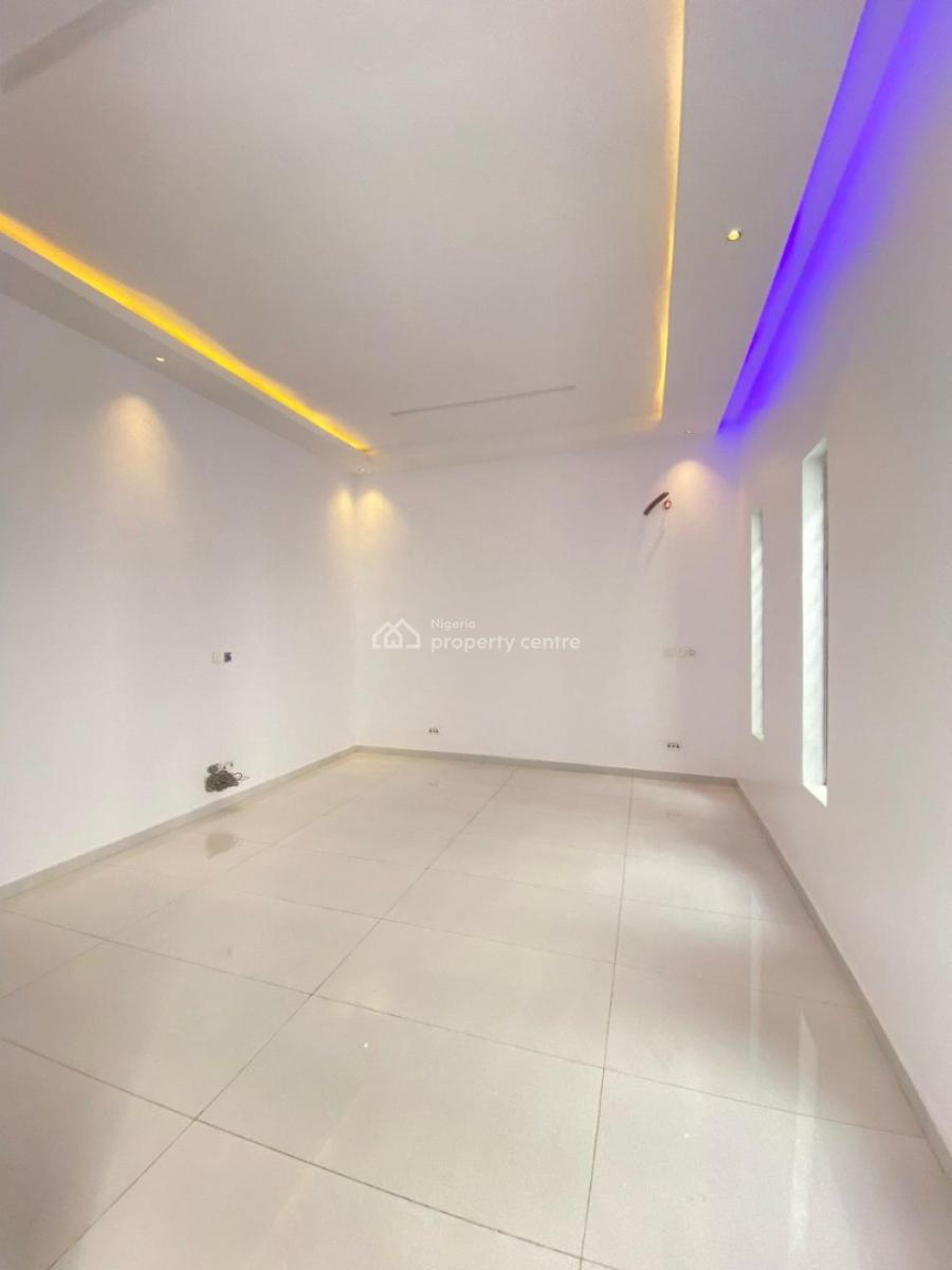 Lovely 4 Bdroom Semi-detached Dplex with Bq & Solar in a Secure Estate, Lekki, Lagos, Semi-detached Duplex for Sale