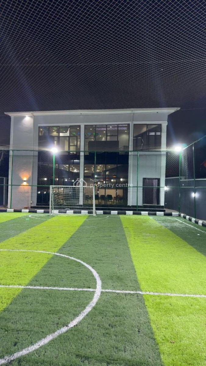 Detached/self Compound Lounge/ Restaurant with Pitch, Magodo, Lagos, Restaurant / Bar for Rent