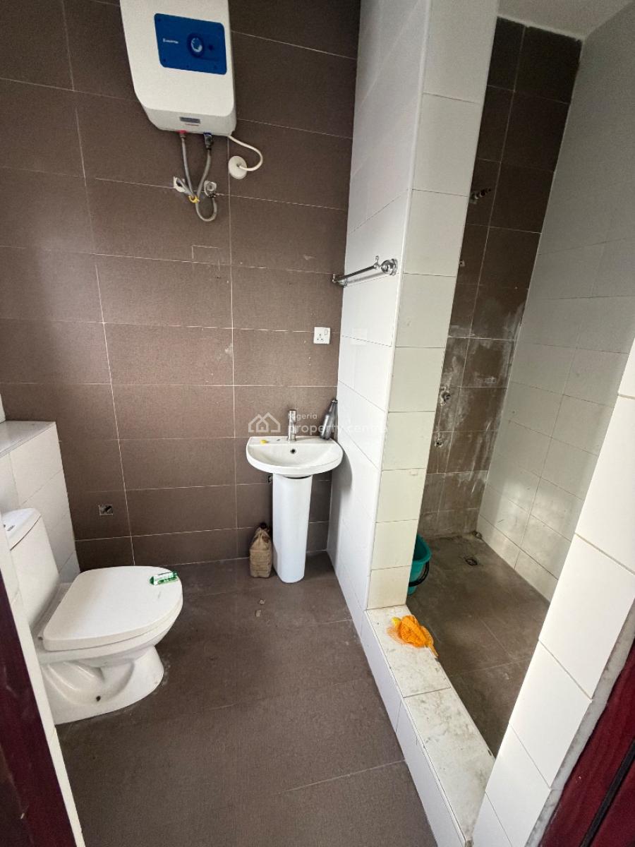 3 Bedroom Apartment, Freedom Way, Lekki Phase 1, Lekki, Lagos, Flat / Apartment for Rent