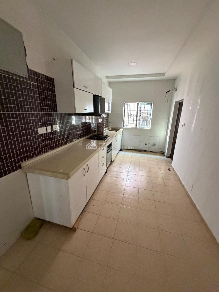 3 Bedroom Apartment, Freedom Way, Lekki Phase 1, Lekki, Lagos, Flat / Apartment for Rent