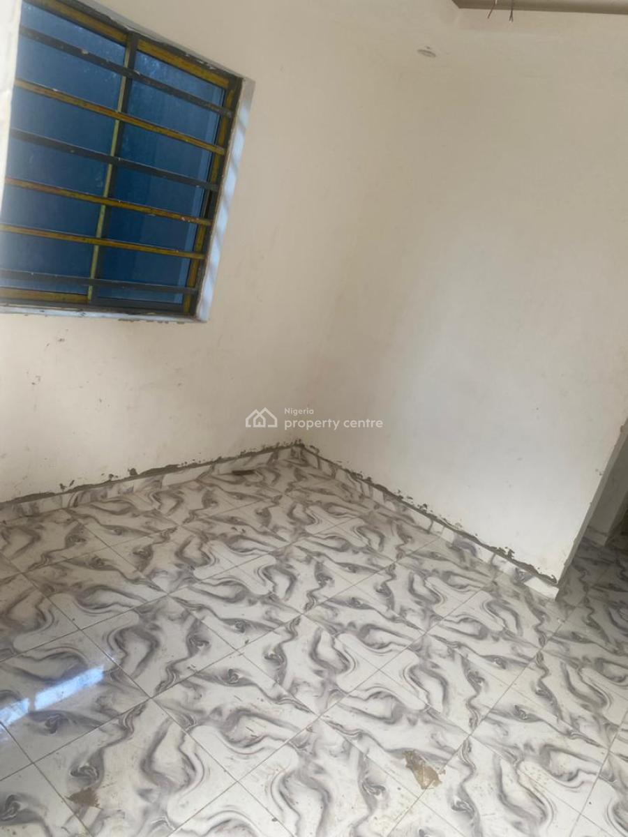 Newly Built House Mini Flat Available En-suite, Sawmill, Gbagada, Lagos, Mini Flat (room and Parlour) for Rent