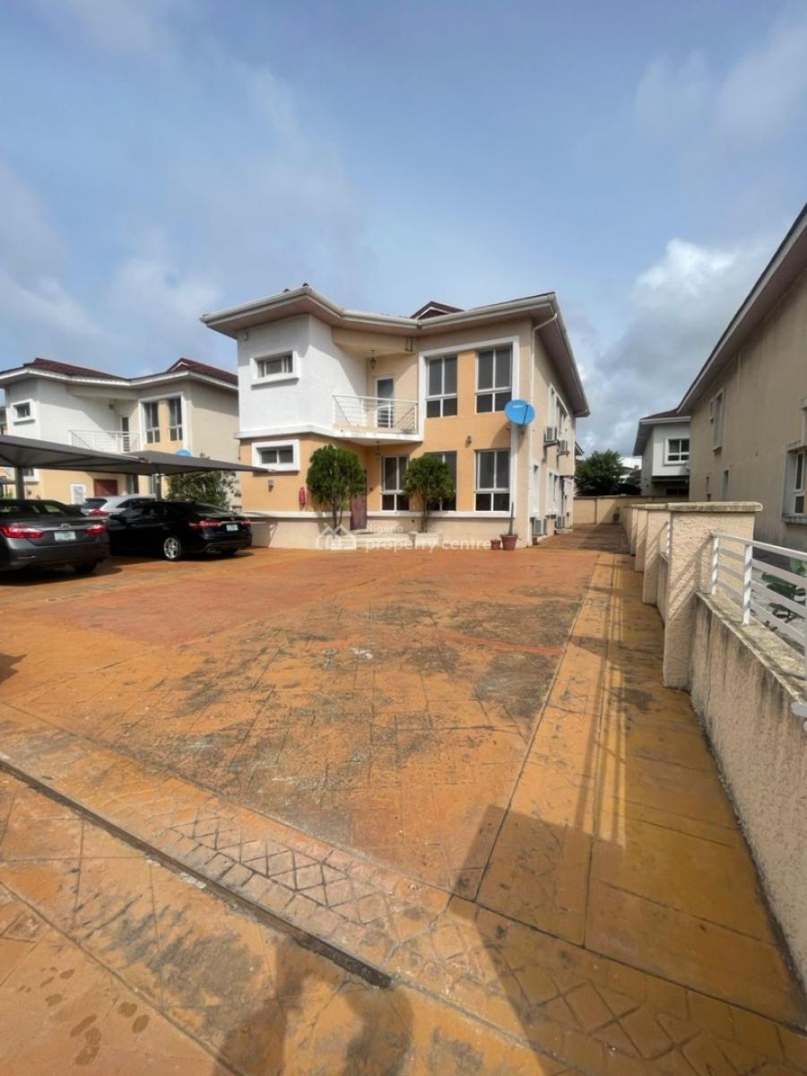 Furnished 4 Bedrooms Detached House with 1 Room Bq, Osapa, Lekki, Lagos, Detached Duplex for Rent