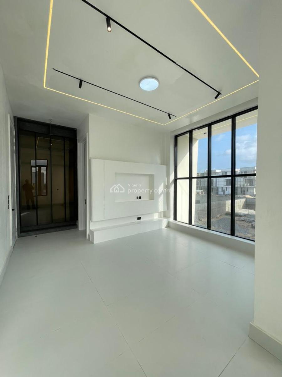 5 Bedroom Semi Detached Duplex, Lekki Phase 1, Lekki, Lagos, Semi-detached Duplex for Sale