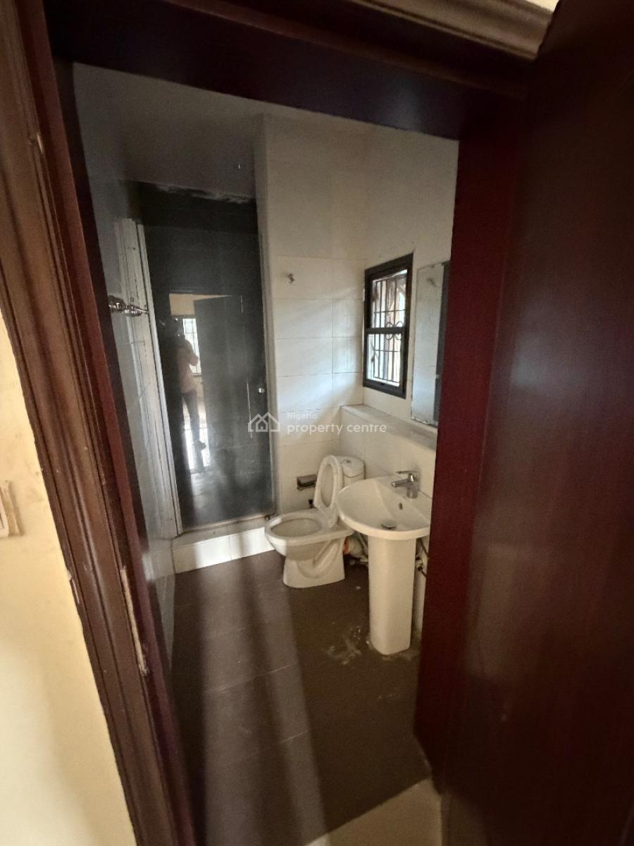 Lovely 2 Bedroom, Lekki Phase 1, Lekki, Lagos, Flat / Apartment for Rent
