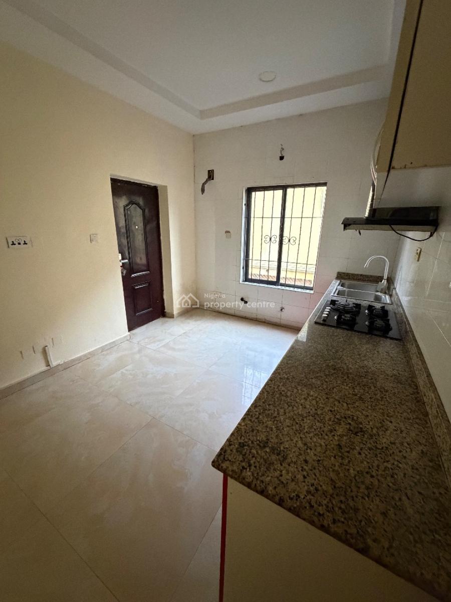 Lovely 2 Bedroom, Lekki Phase 1, Lekki, Lagos, Flat / Apartment for Rent