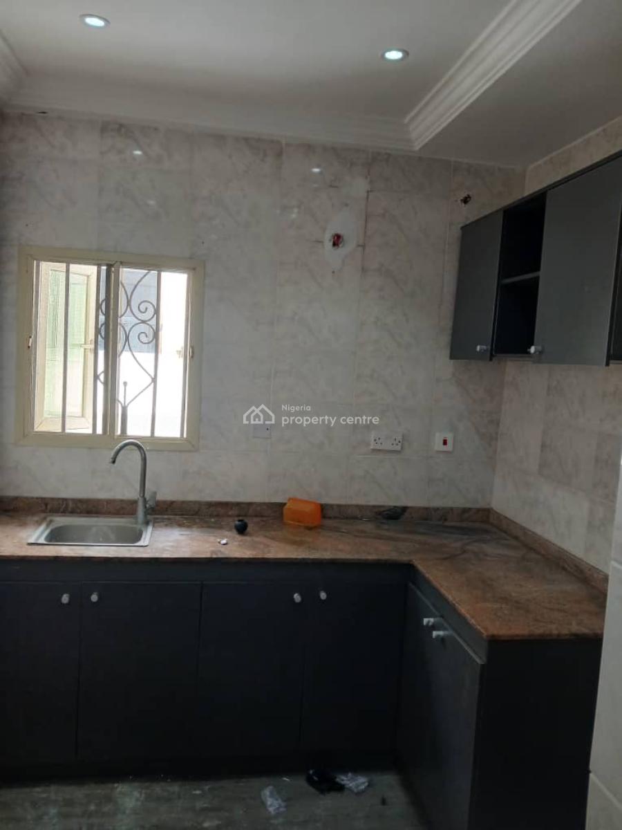 2-bedroom Apartment, Off Admiralty Way, Lekki Phase 1, Lekki, Lagos, Flat / Apartment for Rent
