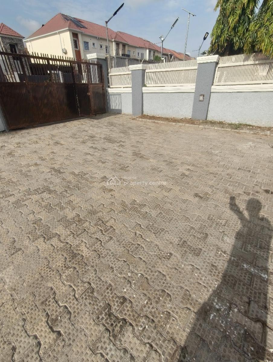 Exquisite 4 Bedroom Semi-detached Duplex with Bq, Naf Valley Estate, Asokoro District, Abuja, House for Sale