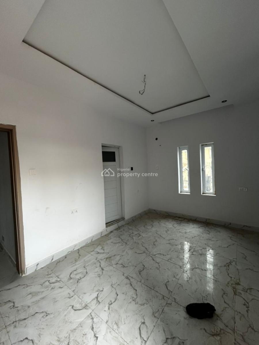 Luxury 2bedroom Apartment for Long Lease, Sabo, Yaba, Lagos, Block of Flats for Sale