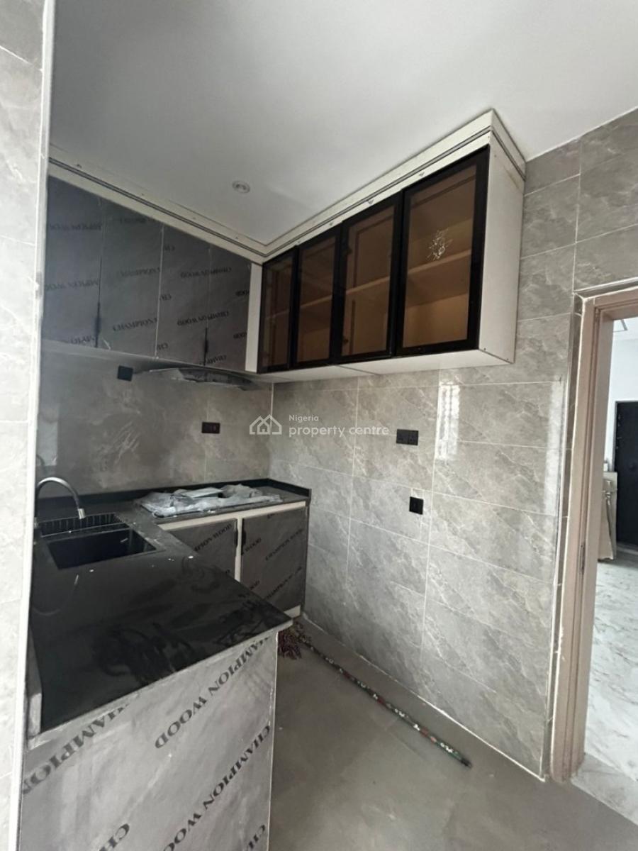 Luxury 2bedroom Apartment for Long Lease, Sabo, Yaba, Lagos, Block of Flats for Sale