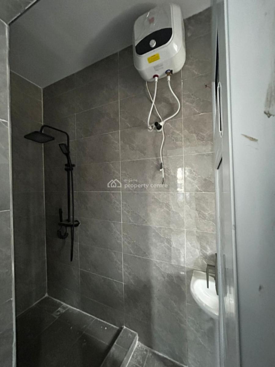 Luxury 2bedroom Flat with Modern Facilities, Sabo, Yaba, Lagos, Block of Flats for Sale