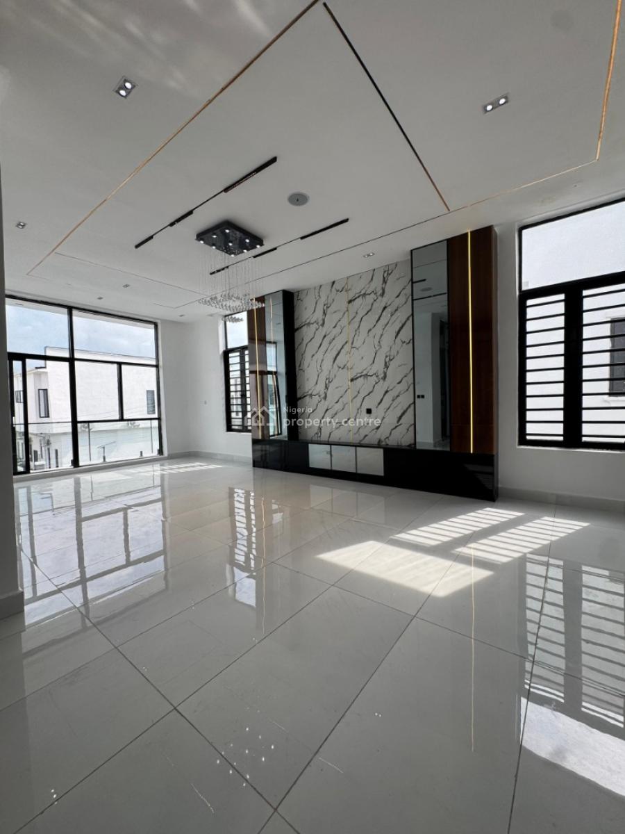Luxurious and Classy 5bedroom with a Bq and a Pool, Orchid, Lekki, Lagos, Detached Duplex for Sale