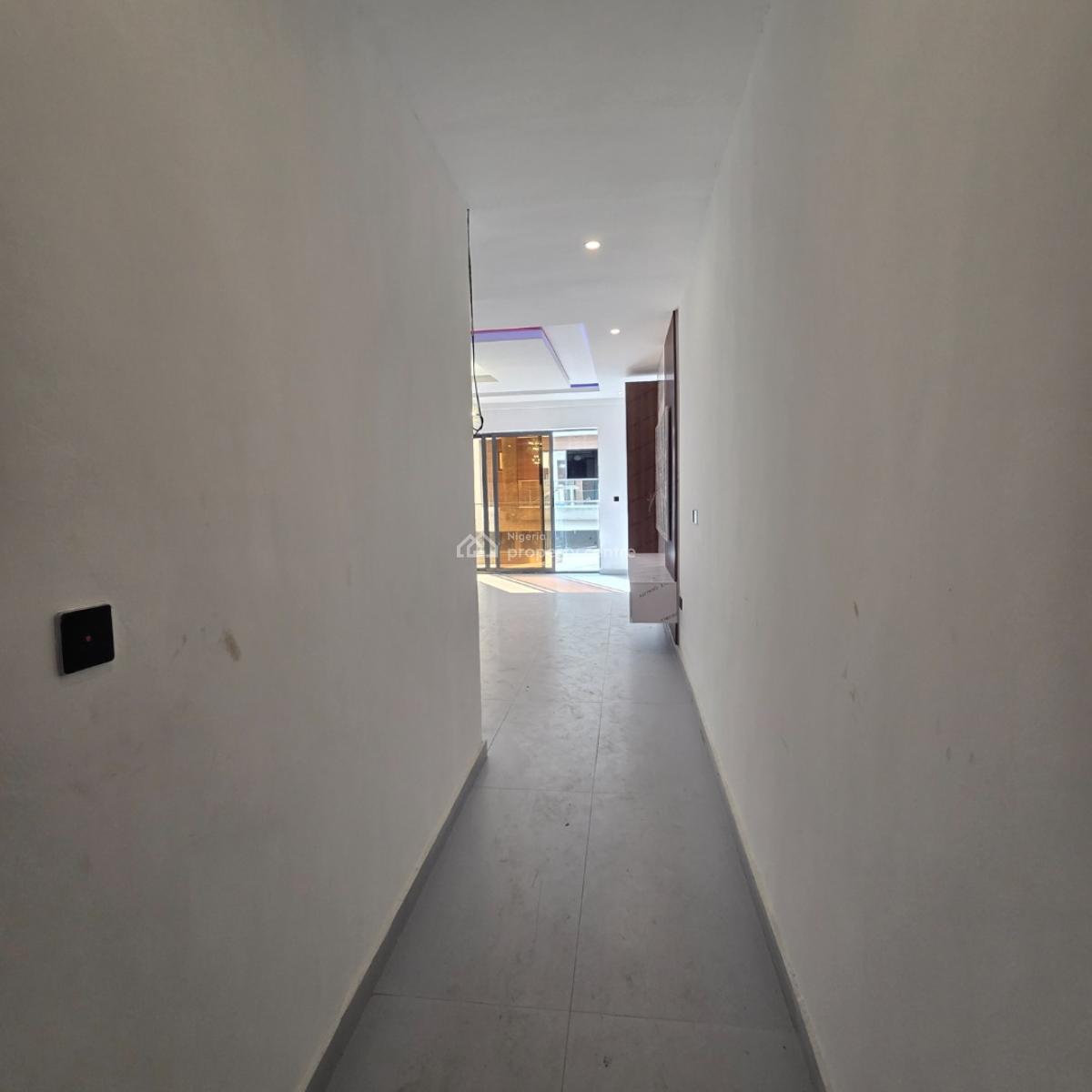 3 Bedroom Apartment with Swimming Pool, Gym, Elevator, Adeniyi Jones, Ikeja, Lagos, Flat / Apartment for Sale