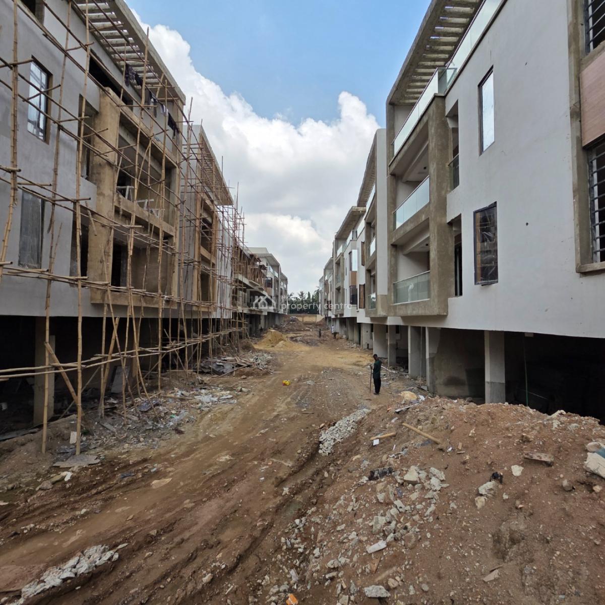 3 Bedroom Apartment with Swimming Pool, Gym, Elevator, Adeniyi Jones, Ikeja, Lagos, Flat / Apartment for Sale