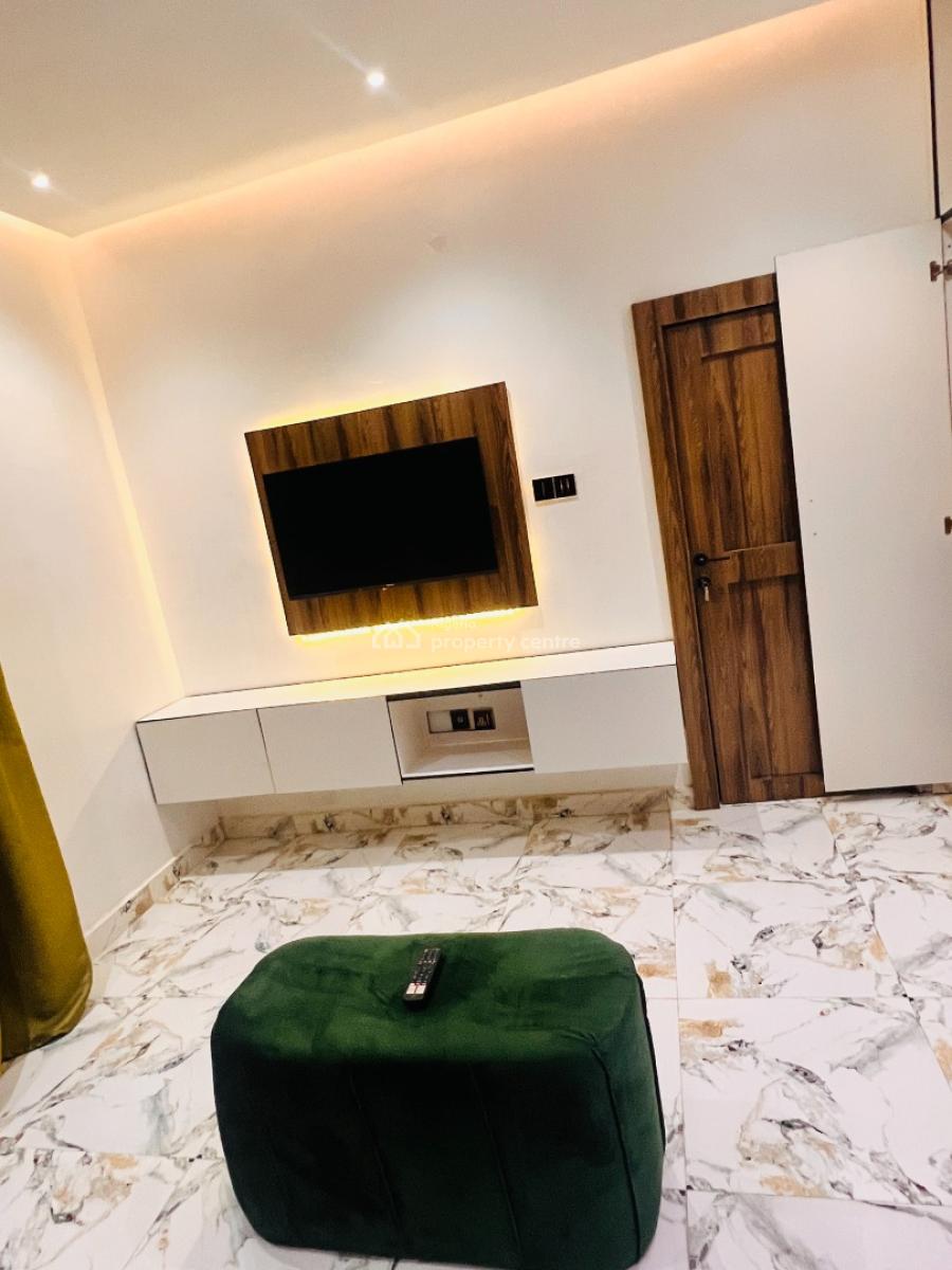 Fully Furnished 3bedroom Apartment, 13 Gani Dabiri Street Ajao Estate ( By International Airport ) , Lagos, Ikeja, Lagos, Flat / Apartment for Rent