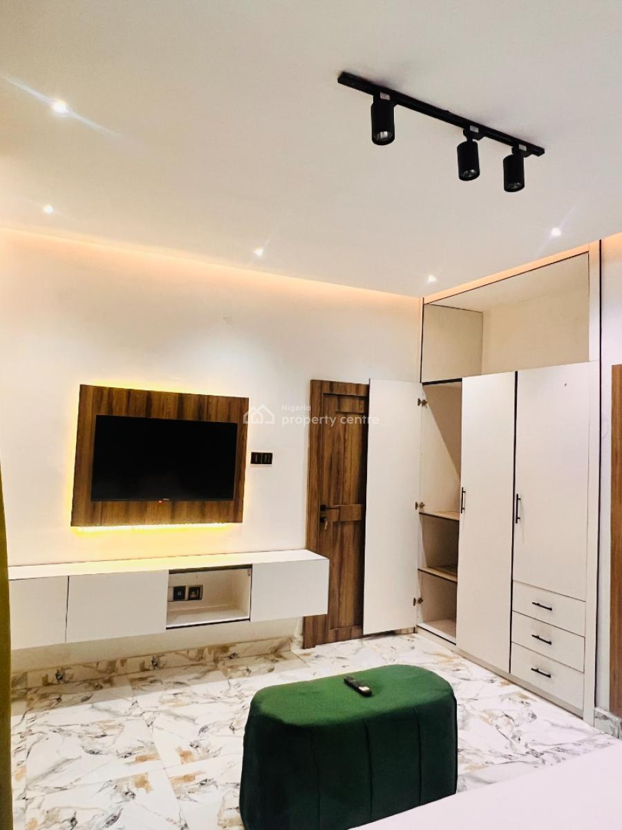 Fully Furnished 3bedroom Apartment, 13 Gani Dabiri Street Ajao Estate ( By International Airport ) , Lagos, Ikeja, Lagos, Flat / Apartment for Rent