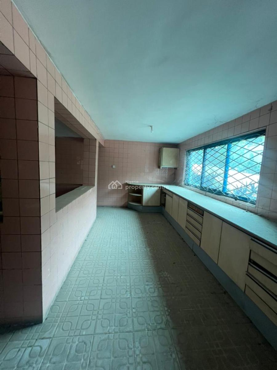 a Multipurpose Property Ideal for an Office Or Guest House, Wuse 2, Abuja, Commercial Property for Rent
