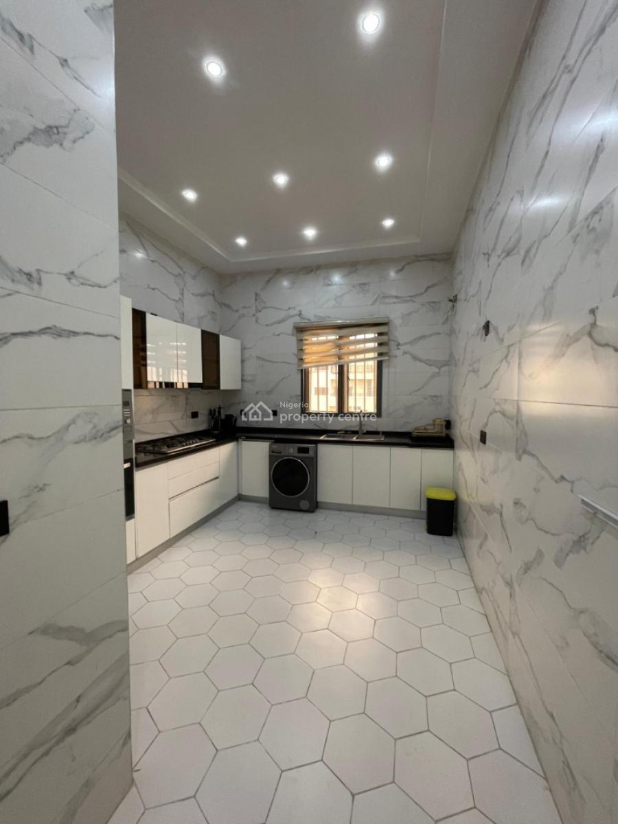 The Ultimate Waterfront Living: 3-bedroom Penthouse Off Admiralty Way, Phase 1, Lekki, Lagos, Flat / Apartment for Rent