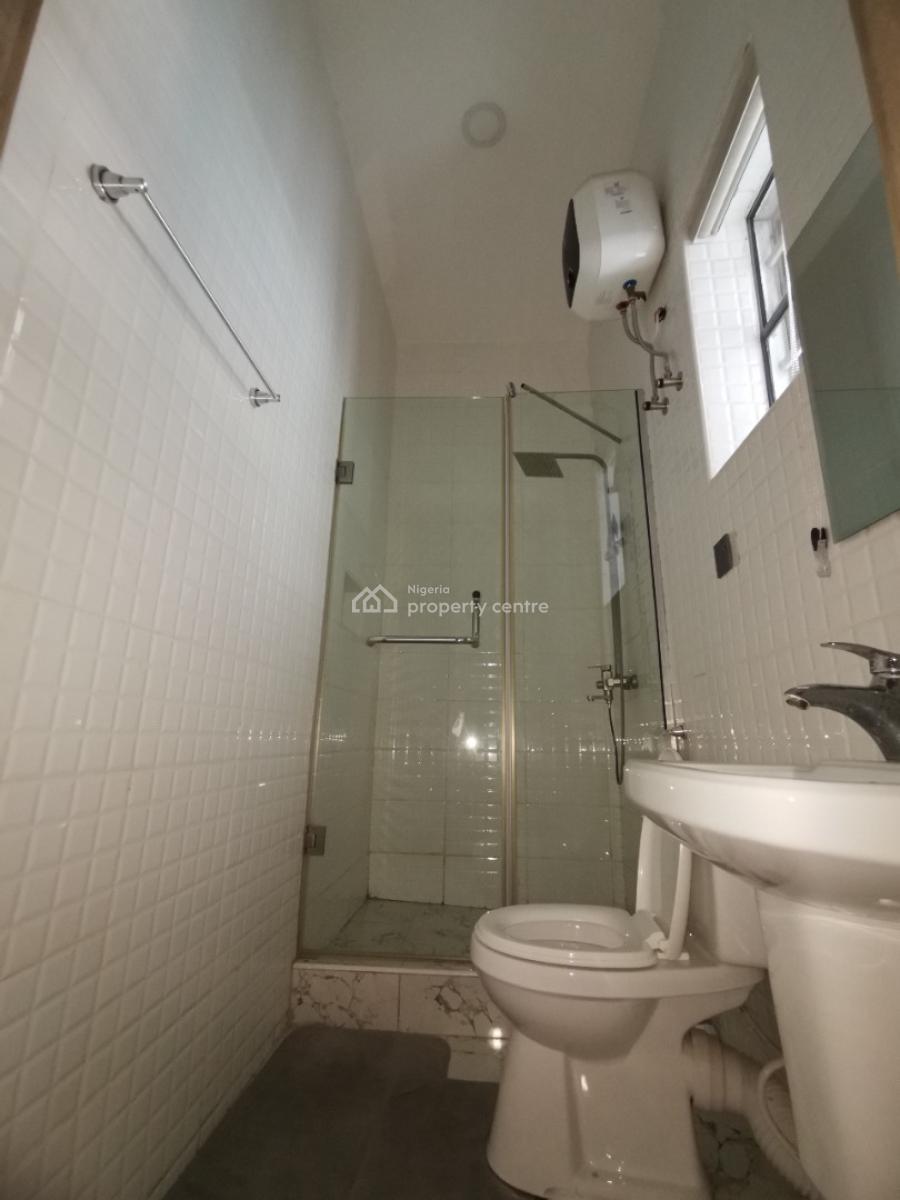 Fully Furnished Room Downstairs with Shared Kitchen, Royal Pine Estate Orchid Road Eleganza Bustop Lekki Lagos, Lekki, Lagos, Flat / Apartment for Rent