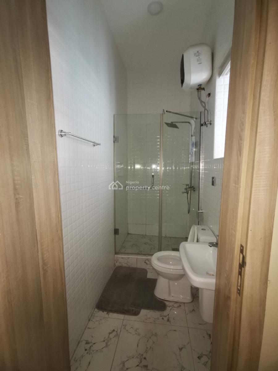 Fully Furnished Room Downstairs with Shared Kitchen, Royal Pine Estate Orchid Road Eleganza Bustop Lekki Lagos, Lekki, Lagos, Flat / Apartment for Rent