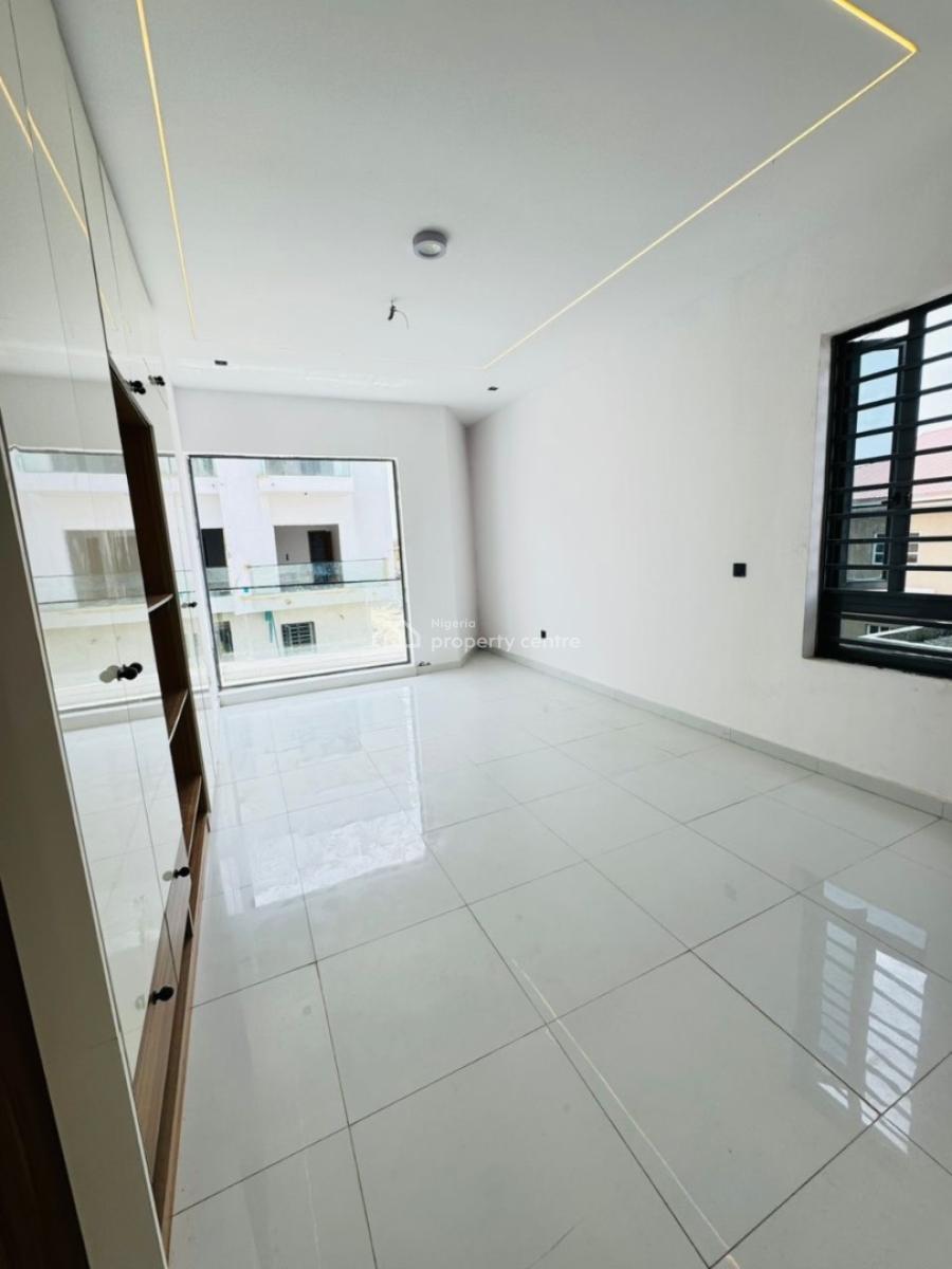 Brand New Spacious 2bedroom Apartment Available 6m Vgc, Vgc, Lekki, Lagos, Flat / Apartment for Rent
