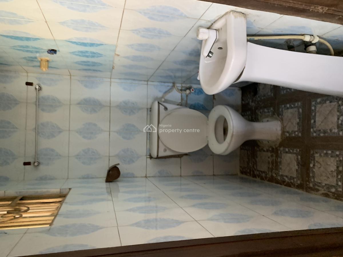 Newly Renovated 3 Bedroom Flats, Off Olorunfunmi By Iyana Oworo, Gbagada, Lagos, Flat / Apartment for Rent