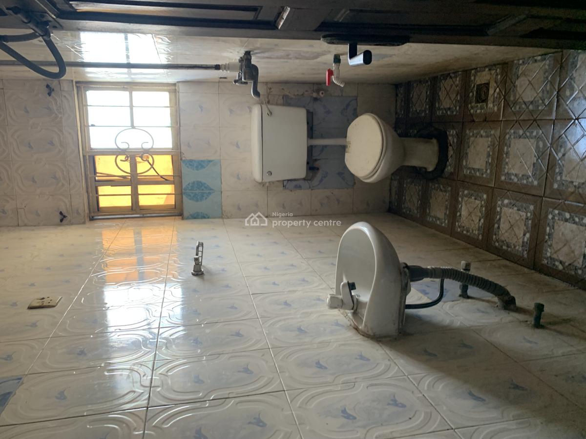 Newly Renovated 3 Bedroom Flats, Off Olorunfunmi By Iyana Oworo, Gbagada, Lagos, Flat / Apartment for Rent