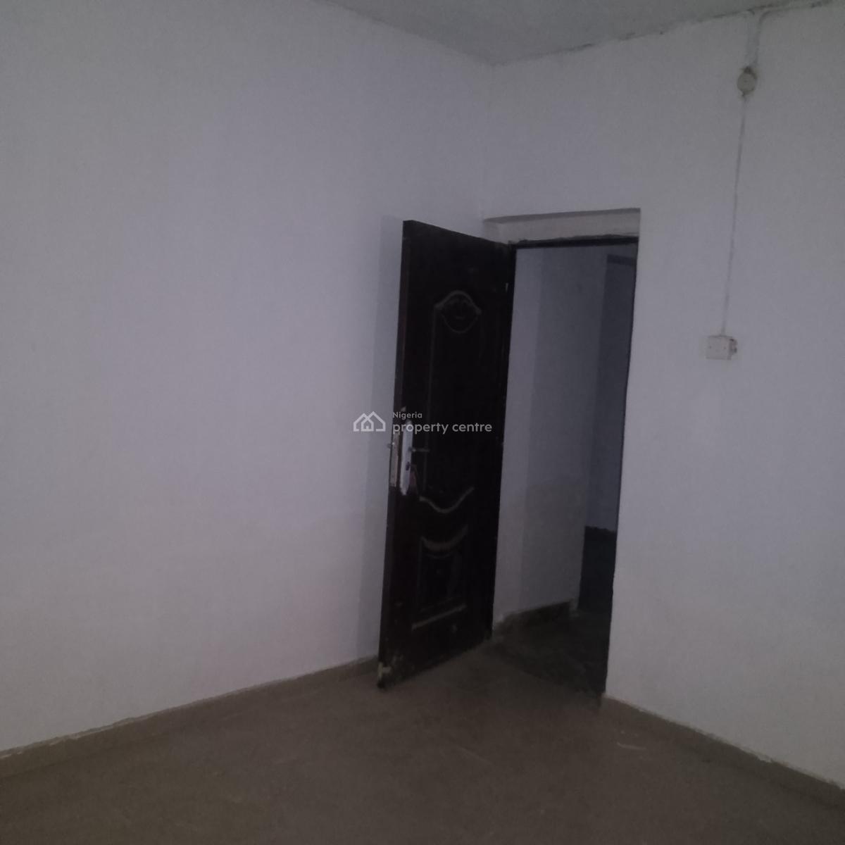 Massive 2bedroom Flat, Off Container Ologunfe Awoyaya, Awoyaya, Ibeju Lekki, Lagos, Flat / Apartment for Rent