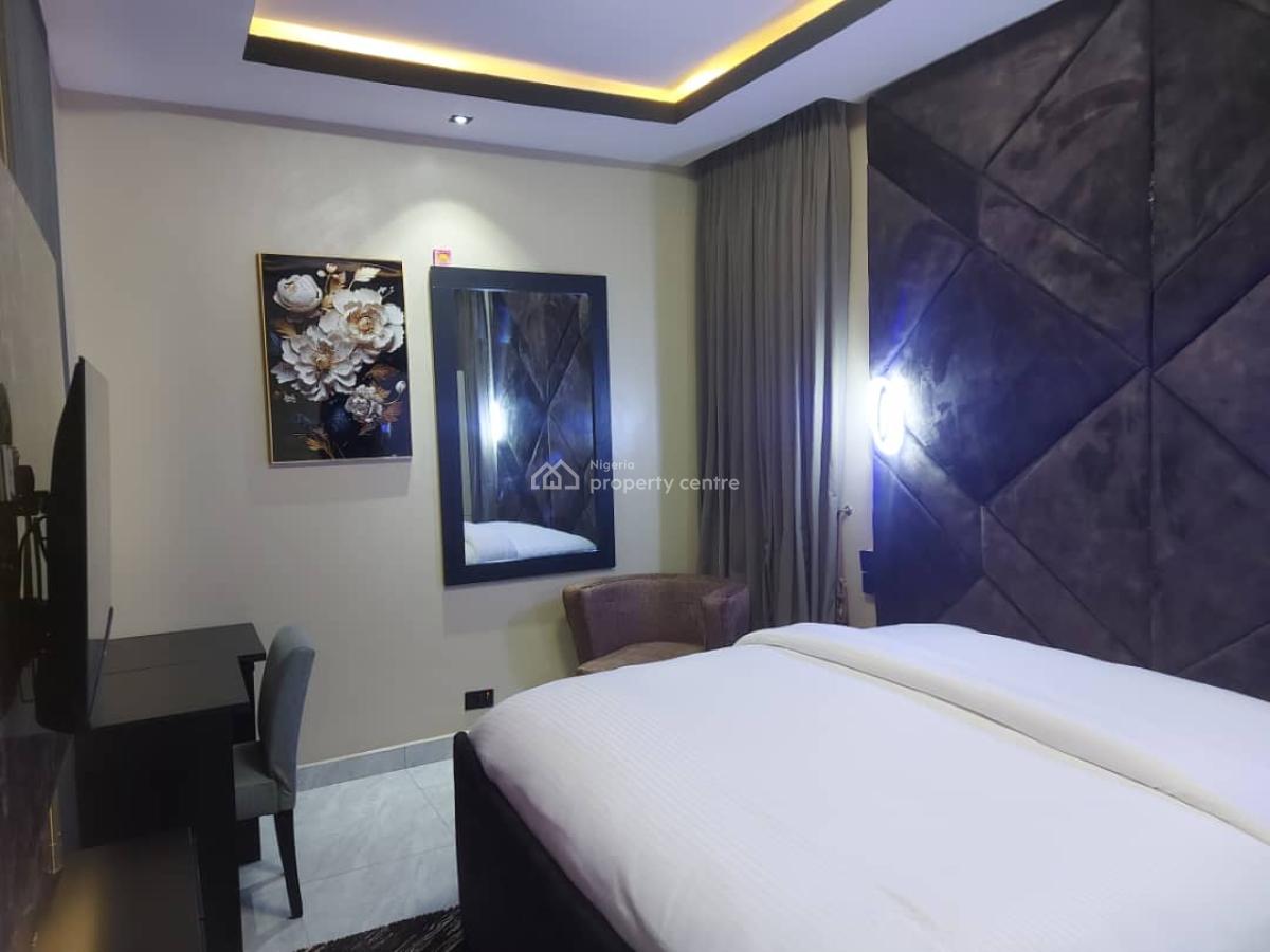 Exclusive Furnished 3 Bedroom  Apartment, Shonibare Estate, Maryland, Lagos, Flat / Apartment for Rent