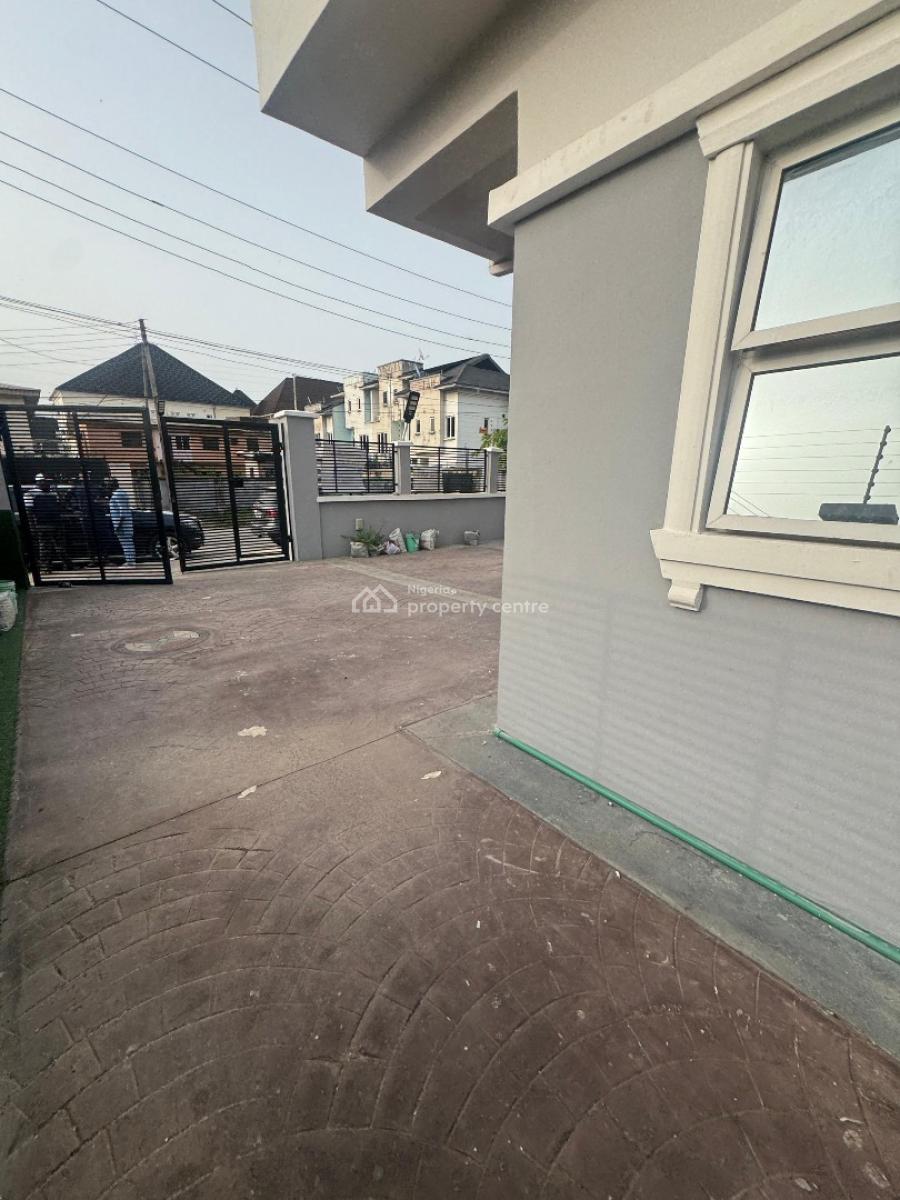 5 Bedroom Detached House, Lekki County, Ikota, Lekki, Lagos, Detached Duplex for Rent