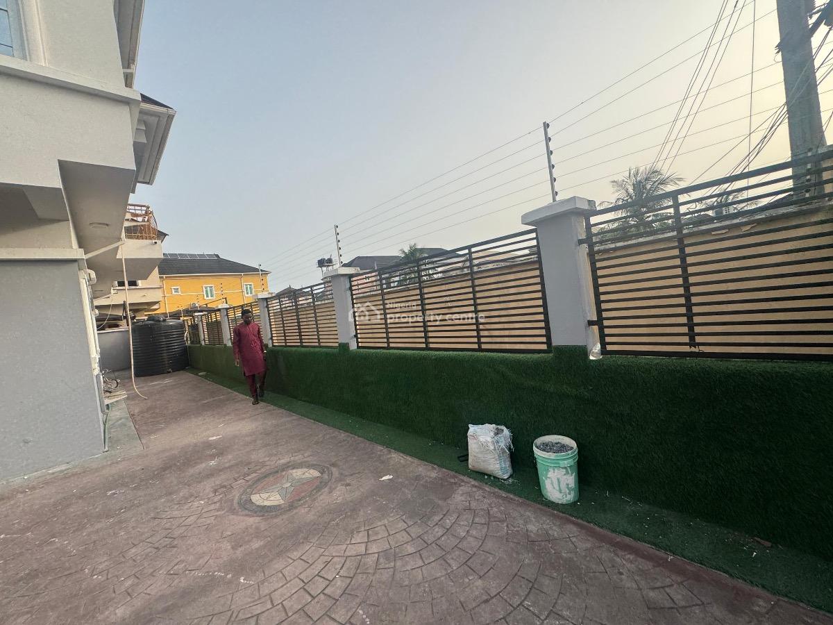 5 Bedroom Detached House, Lekki County, Ikota, Lekki, Lagos, Detached Duplex for Rent