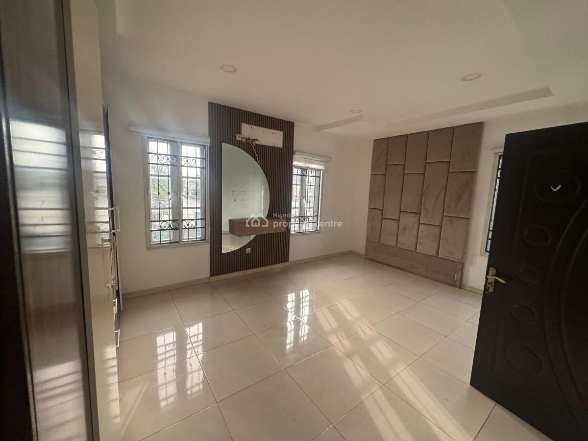 5 Bedroom Detached House, Lekki County, Ikota, Lekki, Lagos, Detached Duplex for Rent