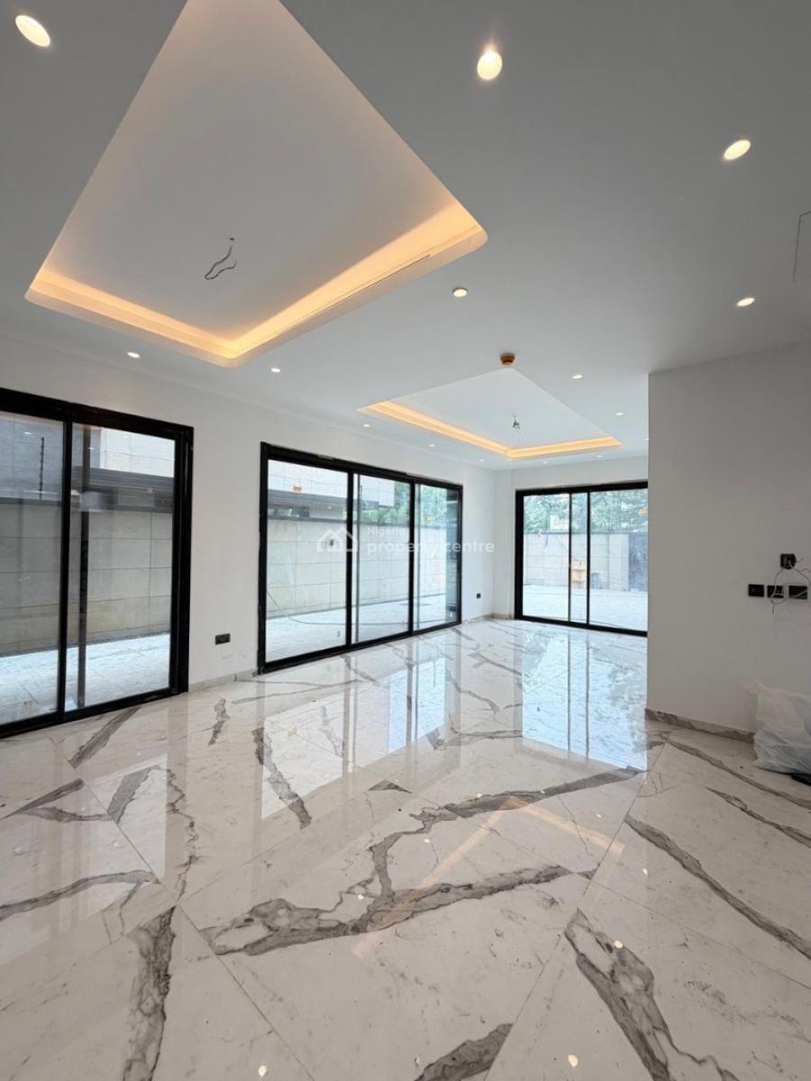 Exclusive 5-bedroom Fully Detached Duplex + 2 Bqs, Banana Island, Ikoyi, Lagos, Detached Duplex for Sale